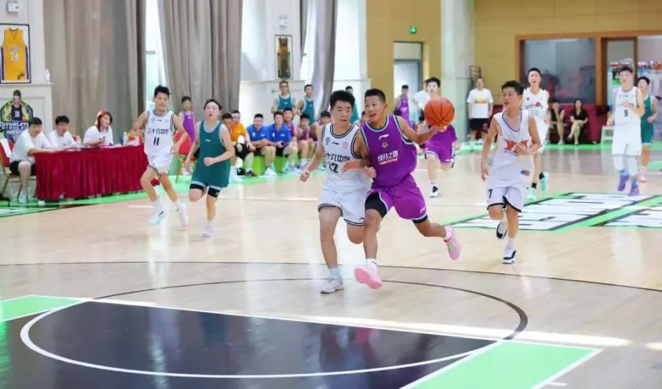 老年篮球爱好者如何练习控卫技巧_2